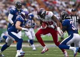 华体会体育app|埃斯波西托的逆袭之光，国际米兰小胜莱切，数据与故事交织的胜利之夜