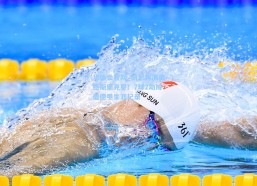 华体会官网_凯恩再演奥格斯堡克星！7球2助缔造德甲生涯纪录