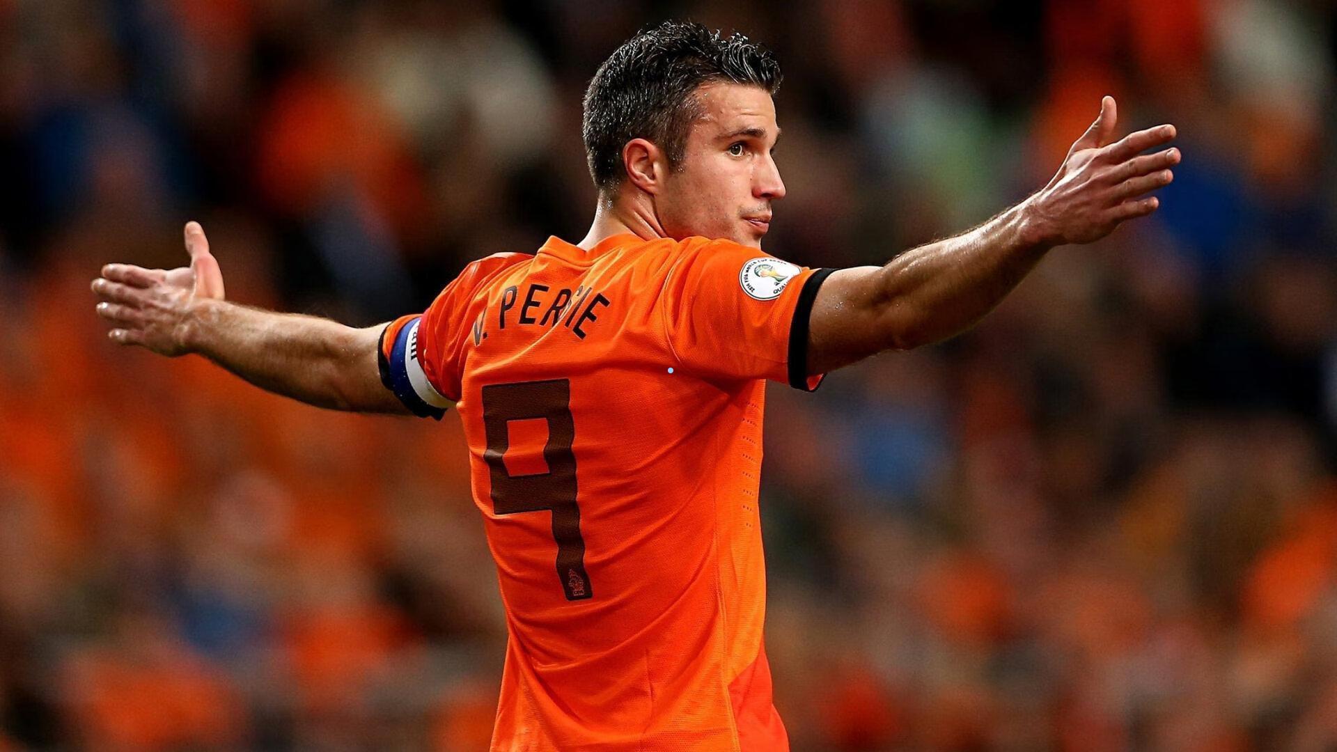 拜仁门将佩雷茨租借加盟南安普顿，米兰体育披露六个月租借含买断选项