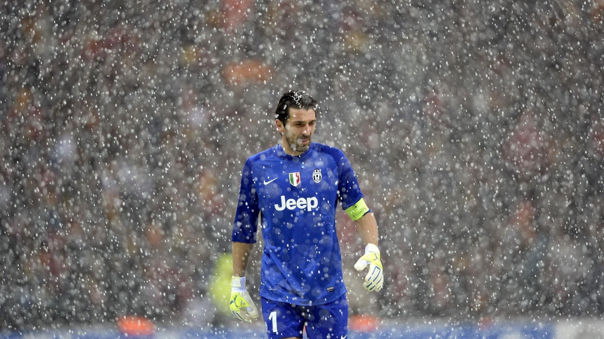 圣安东尼奥马刺狂胜亚特兰大老鹰摘取五连胜，文班亚马26分12篮板跻身历史第三传奇